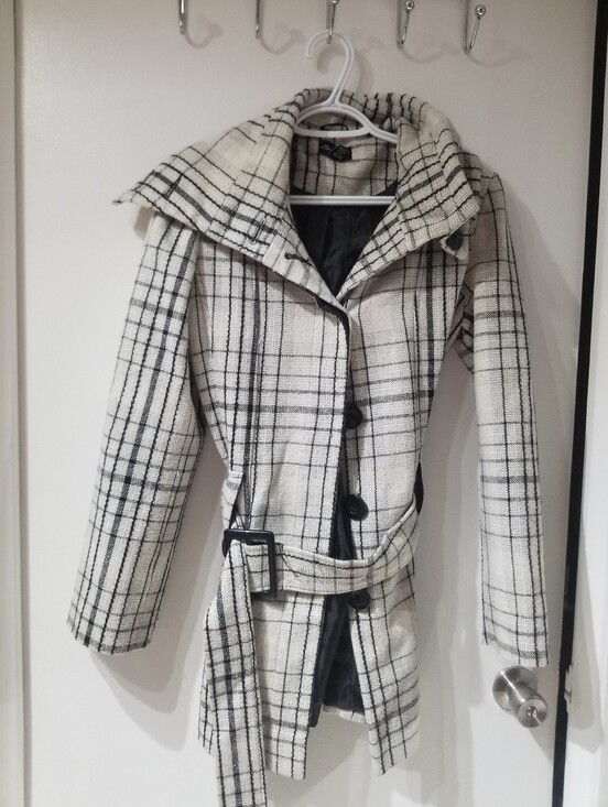 Jackets & Blazers - Plaid Belted Women's Coat - Cream and Black